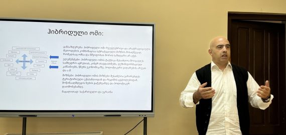 სტუმრად სამხედრო ჟურნალისტი გიორგი ცხვიტავა
