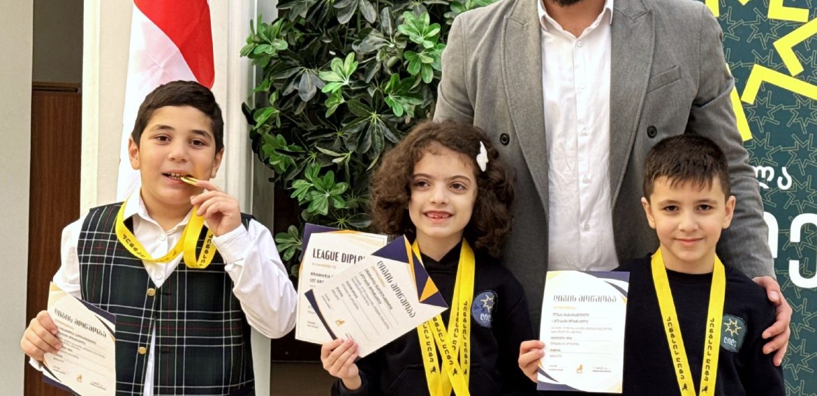 კინგსის ოლიმპიადის ლიგის ოქროს მედალოსნები